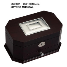 Caja joyero musical de madera LU7642
