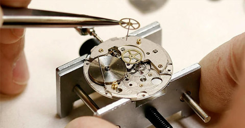 erosión esconder ajo Todo lo que debes saber sobre el reloj mecánico - Blog sobre Relojería y  Joyería | Relojería Joyería